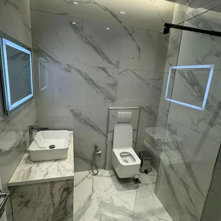 Sea La Vie Hotel 3*